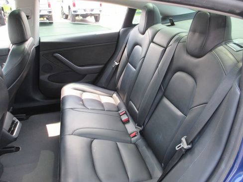 Used 2023 Tesla Model 3 Standard Range RWD image 20
