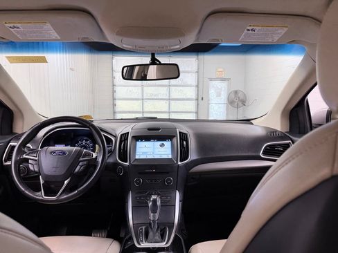 Used 2017 Ford Edge SEL w/ Equipment Group 201A AWD/4WD image 24