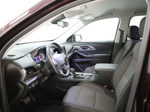 Certified 2021 Chevrolet Traverse LT w/ LPO, Floor Liner Package AWD/4WD image 8