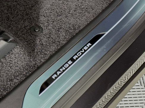 New 2026 Land Rover Range Rover SE AWD/4WD image 33