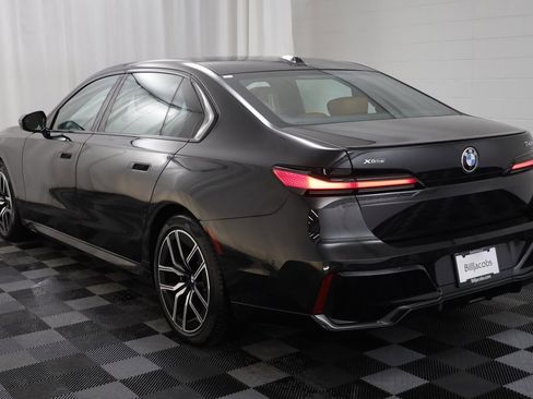 Certified 2025 BMW 740i xDrive image 15