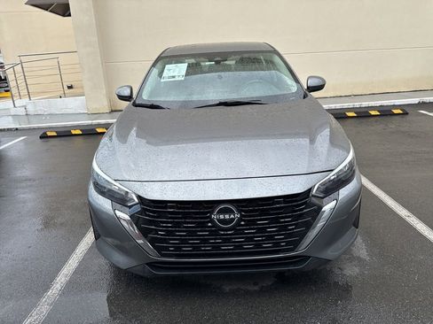 Used 2024 Nissan Sentra S FWD image 2