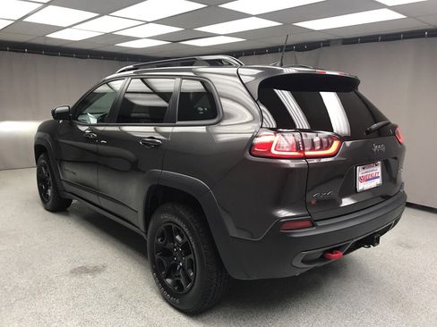Used 2022 Jeep Cherokee Trailhawk w/ Premium Leather Package image 2