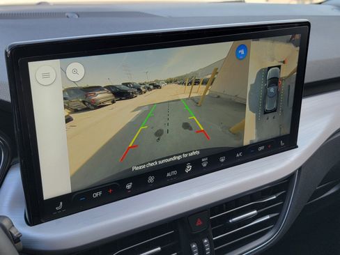 New 2024 Ford Escape SE w/ PHEV Premium Package FWD image 19