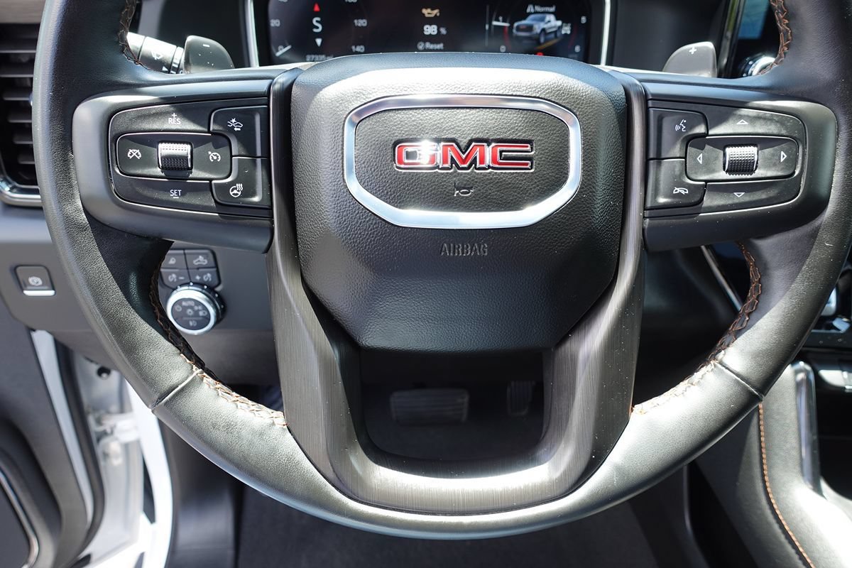Used 2024 GMC Sierra 1500 AT4 w/ Technology Package AWD/4WD image 60