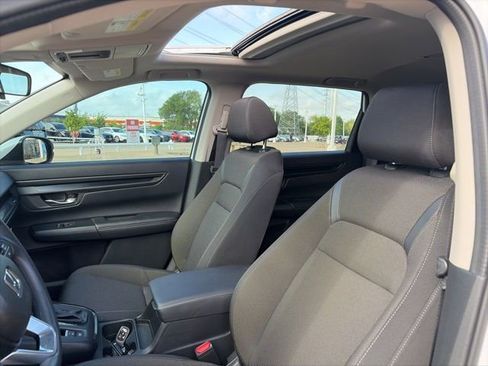 Used 2024 Honda CR-V EX image 11