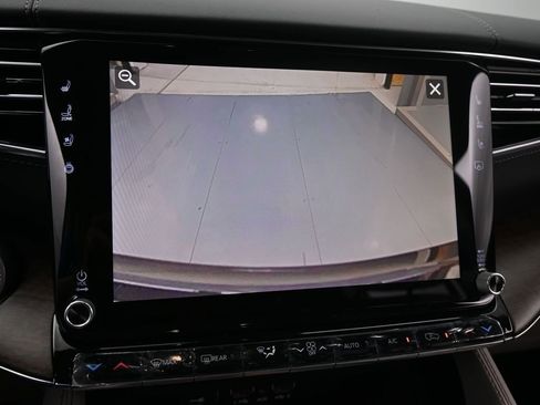 Used 2024 Jeep Grand Wagoneer L 4WD image 22