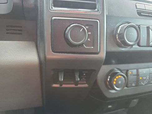 Used 2019 Ford F250 XLT AWD/4WD image 24