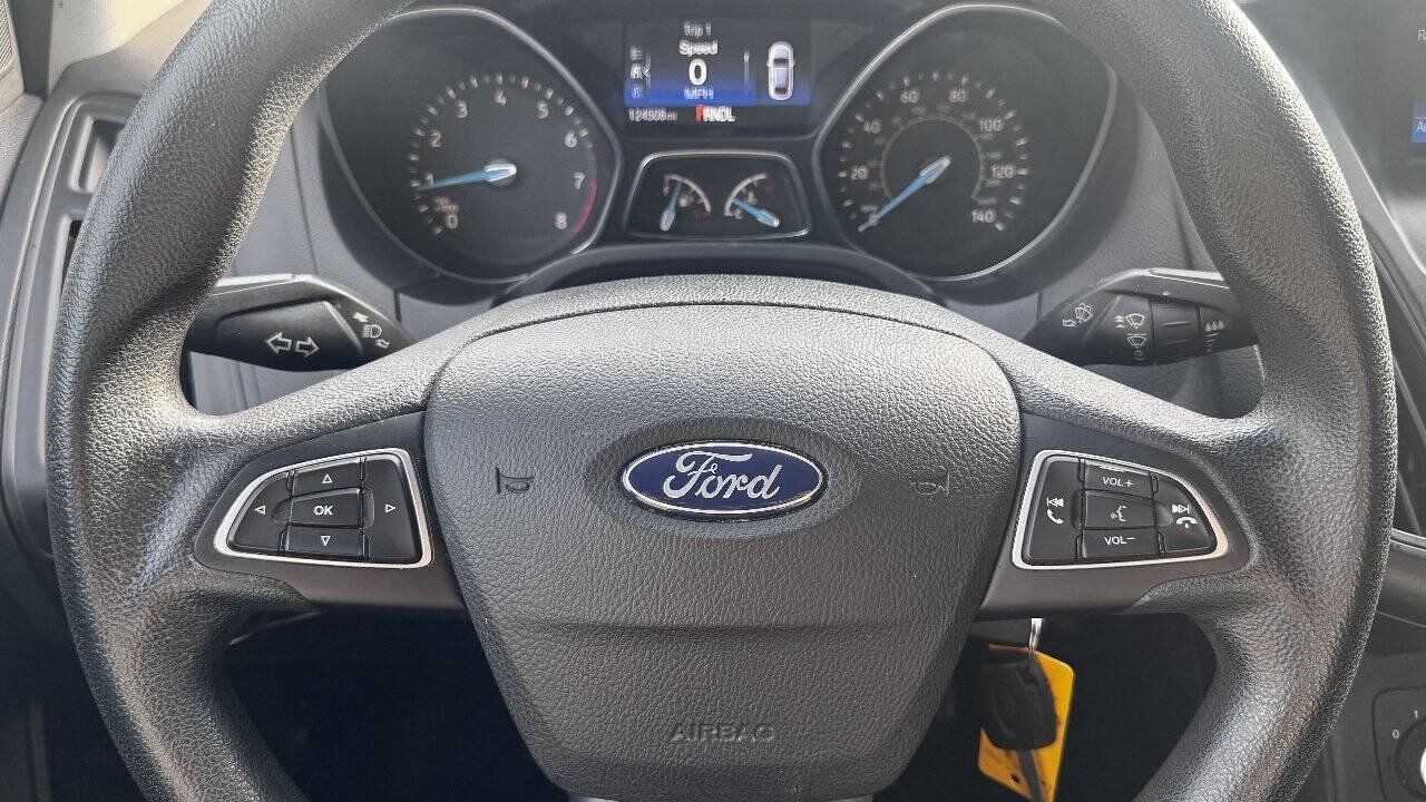 Used 2017 Ford Focus S FWD image 16