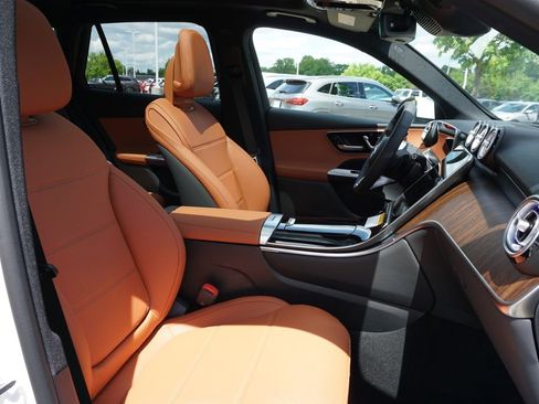 Certified 2025 Mercedes-Benz GLC 350e 4MATIC image 63