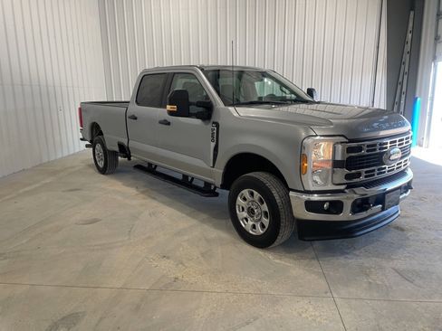 Used 2024 Ford F250 XLT image 10