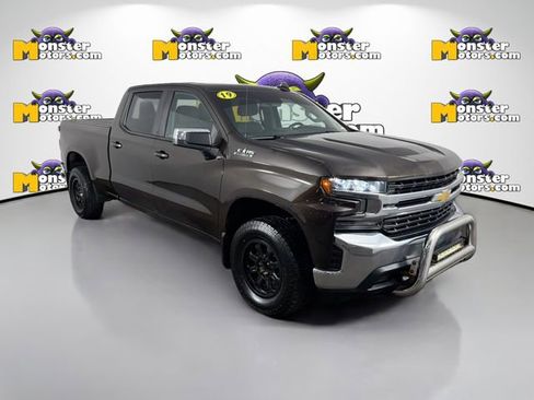 Used 2019 Chevrolet Silverado 1500 LT w/ True North Edition AWD/4WD image 3