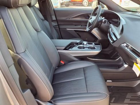 New 2025 Cadillac Lyriq Sport image 21