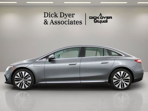 Used 2025 Mercedes-Benz EQE 350+ 4MATIC Sedan image 5