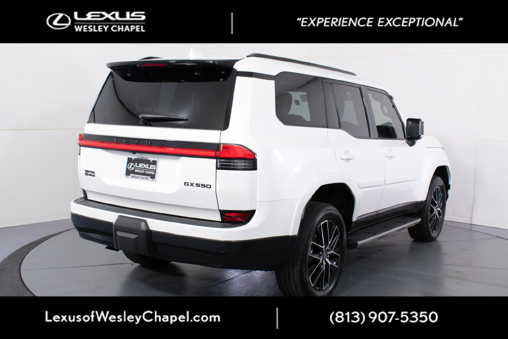 Certified 2026 Lexus GX 550 w/ Accessory Package (31) AWD/4WD image 3