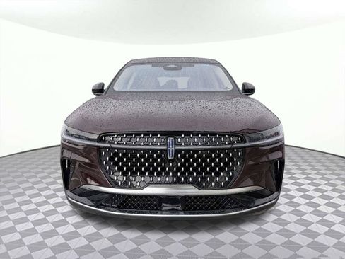 Used 2025 Lincoln Nautilus Premier w/ Equipment Group 102A AWD/4WD image 8