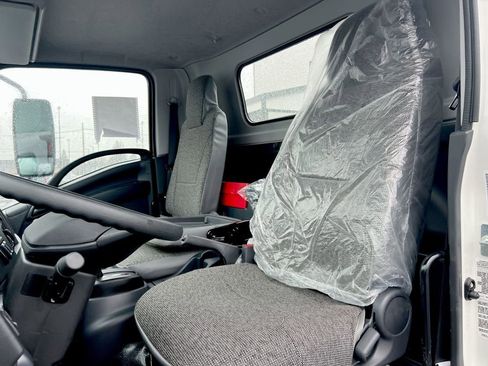 New 2025 Chevrolet Low Cab Forward image 8