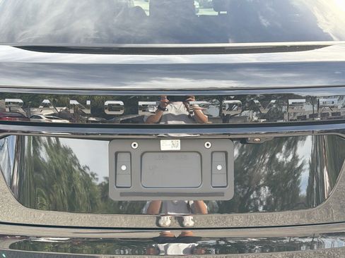 New 2026 Land Rover Range Rover Velar S AWD/4WD image 11