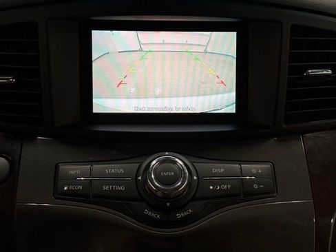 Used 2015 Nissan Quest SL image 27