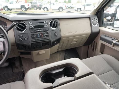 Used 2010 Ford F250 XLT AWD/4WD image 22