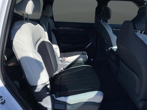 New 2026 Kia EV9 GT-Line image 39