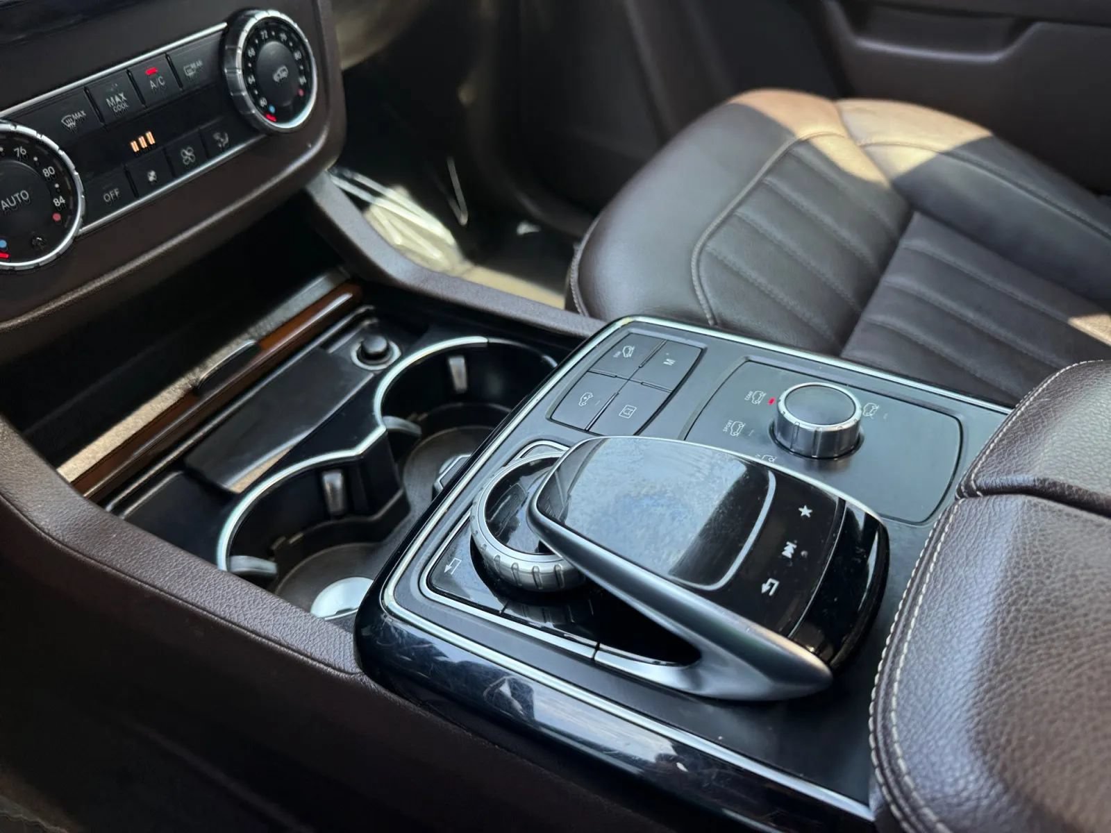 Used 2017 Mercedes-Benz GLS 450 4MATIC image 37