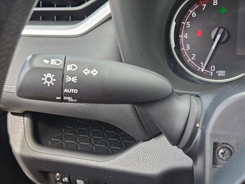Used 2024 Toyota RAV4 XLE FWD image 14