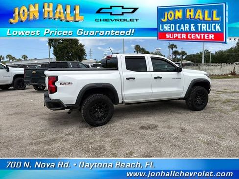 Used 2023 Chevrolet Colorado Trail Boss w/ Technology Package AWD/4WD image 15