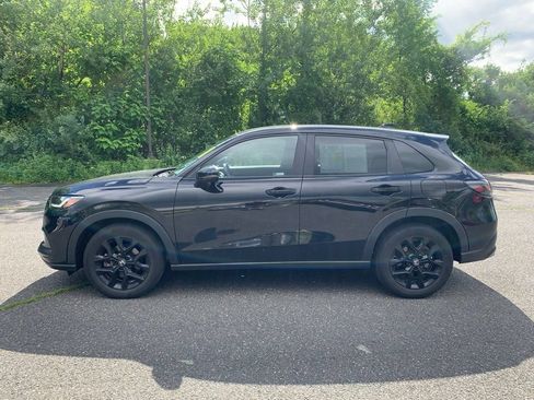 Used 2024 Honda HR-V Sport image 2