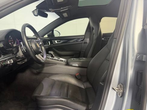 Used 2023 Porsche Panamera w/ Premium Package RWD image 23