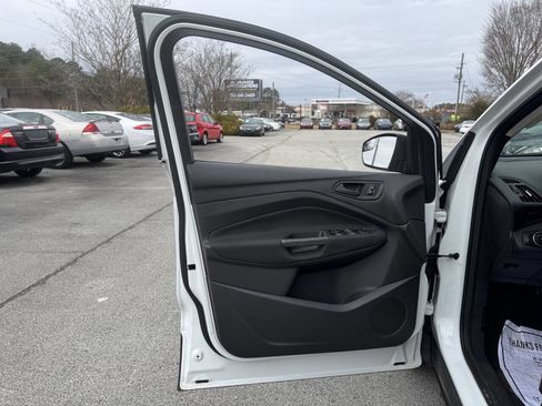 Used 2013 Ford Escape S image 12