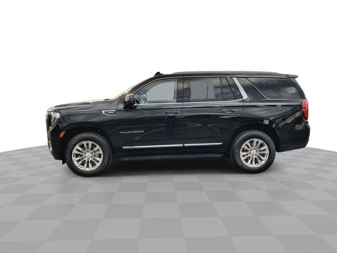 Used 2023 GMC Yukon SLT w/ SLT Luxury Package AWD/4WD image 5