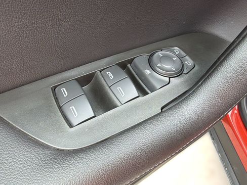 Used 2022 Chevrolet Blazer LT FWD image 26