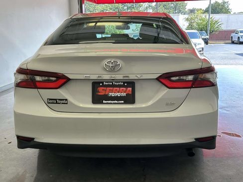 Used 2024 Toyota Camry LE w/ Convenience Package FWD image 4
