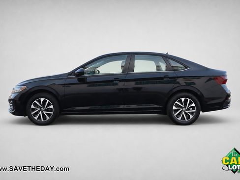 Used 2024 Volkswagen Jetta S FWD image 5
