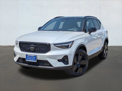 New 2026 Volvo XC40 B5 Ultra w/ Climate Package image 1