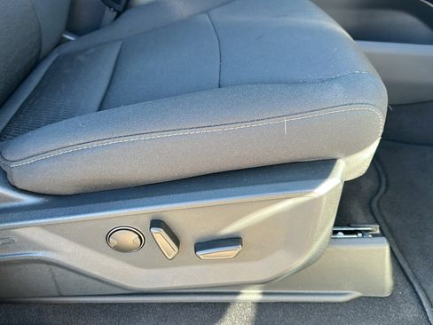 Used 2025 Ford F150 XLT w/ Equipment Group 302A MID image 25