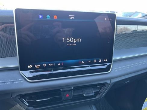 New 2026 Volkswagen Tiguan SE R-Line AWD/4WD image 17