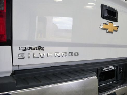 Used 2018 Chevrolet Silverado 3500 W/T w/ WT Fleet Convenience Package AWD/4WD image 9