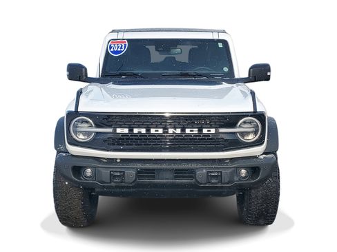 Used 2023 Ford Bronco Wildtrak image 2