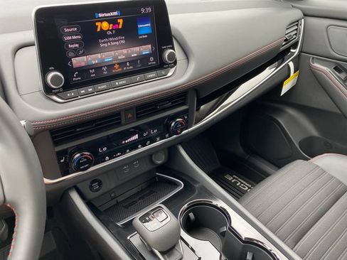 New 2026 Nissan Rogue SV w/ Rock Creek Premium Package AWD/4WD image 17