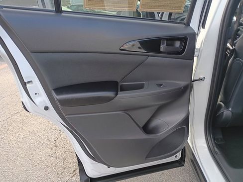 Used 2020 Mitsubishi Eclipse Cross ES image 16