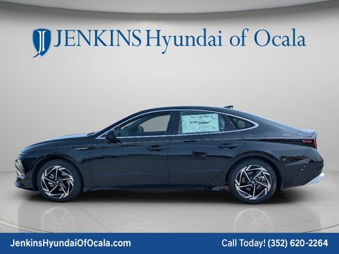 New 2026 Hyundai Sonata SEL FWD image 9