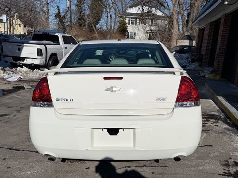 Used 2008 Chevrolet Impala SS w/ Convenience Package FWD image 4
