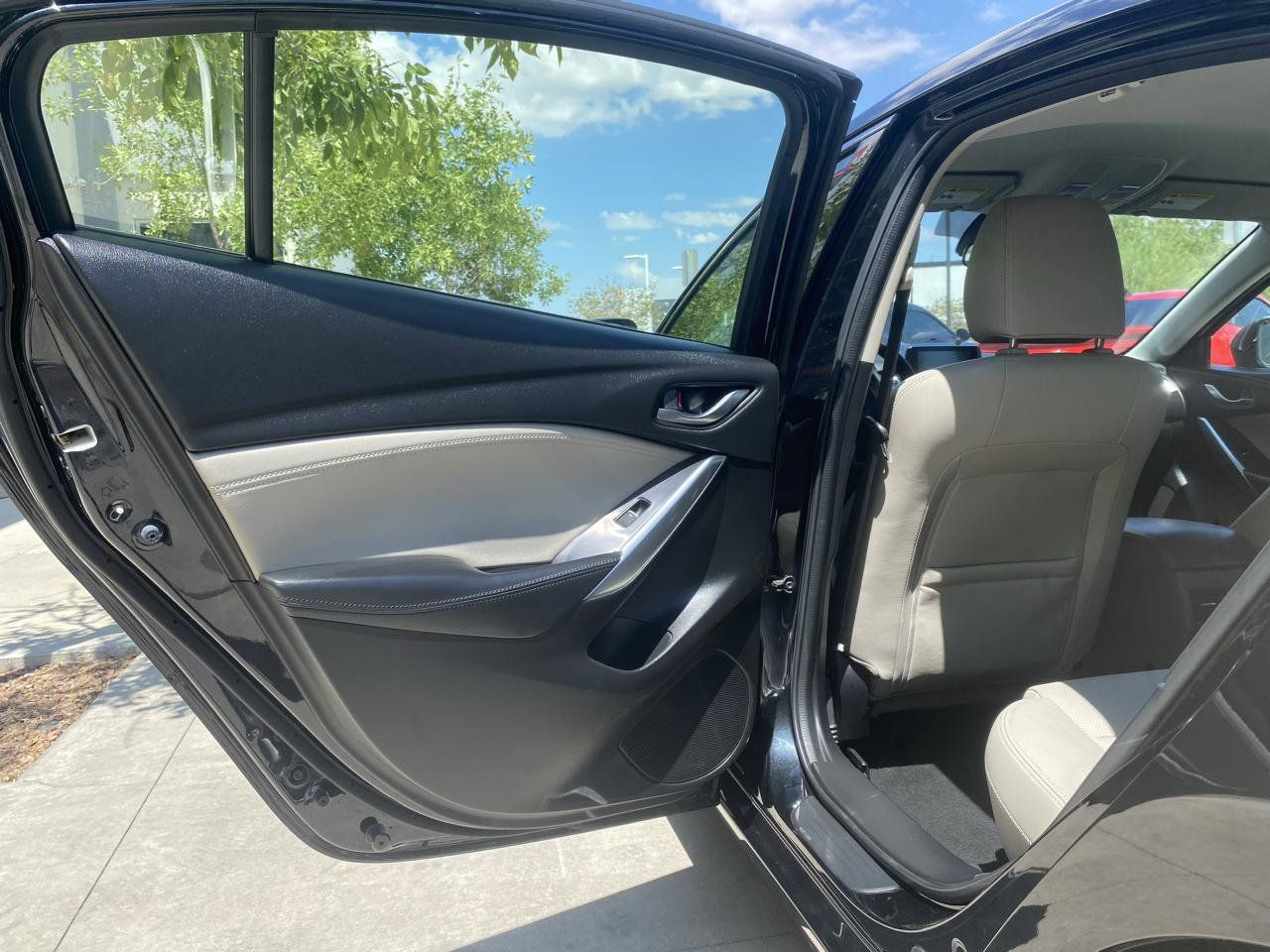 Used 2017 MAZDA MAZDA6 Touring FWD image 11