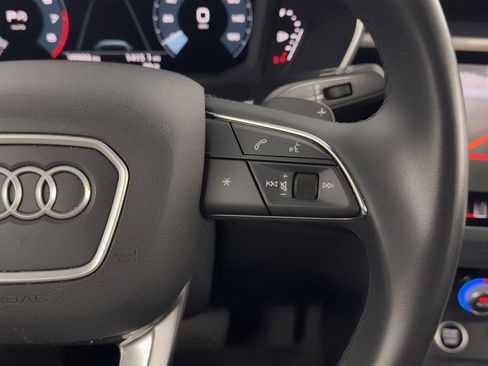 Used 2023 Audi Q3 2.0T Premium Plus w/ Premium Plus Package image 22