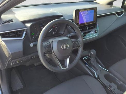 Certified 2024 Toyota Corolla SE FWD image 9