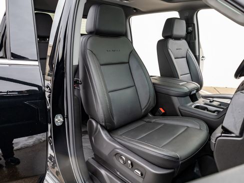 Used 2024 GMC Sierra 2500 Denali w/ Technology Package image 31