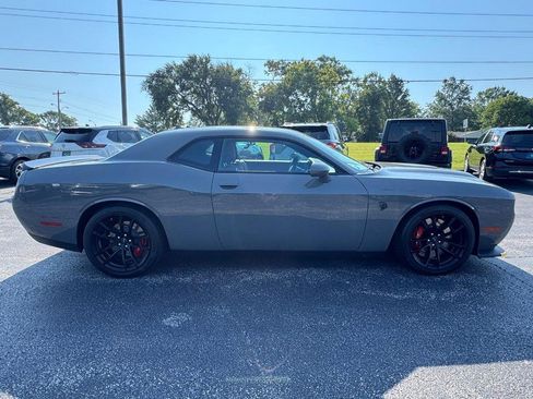 Used 2023 Dodge Challenger SRT Hellcat w/ Driver Convenience Group image 6