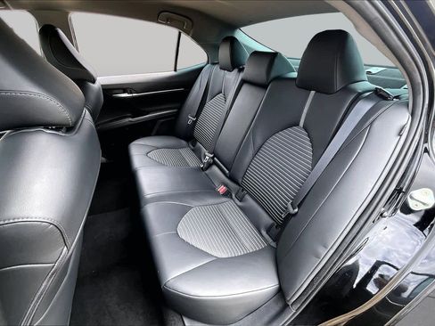 Used 2023 Toyota Camry SE FWD image 19